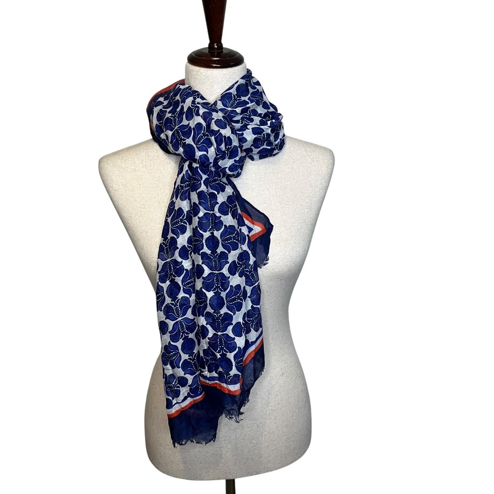 Vera Bradley Blue White Floral Medallion Rayon Scarf Lightweight Fringed 25x72